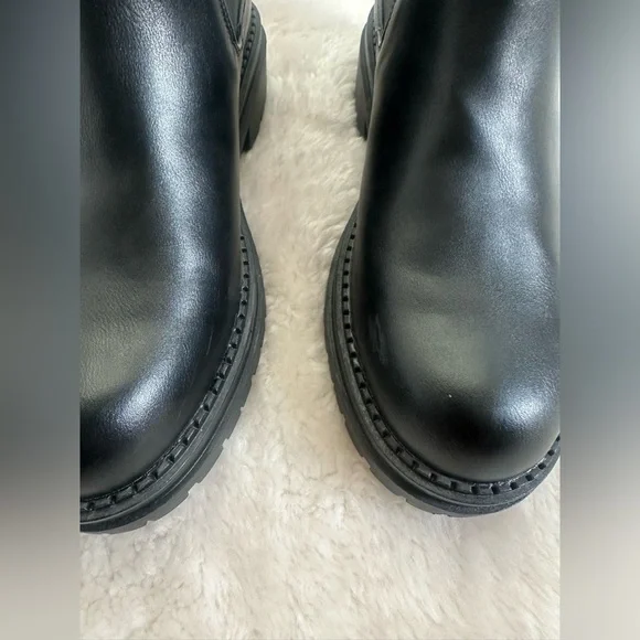 Black Women Block Heel Boots - Picture 11 of 16